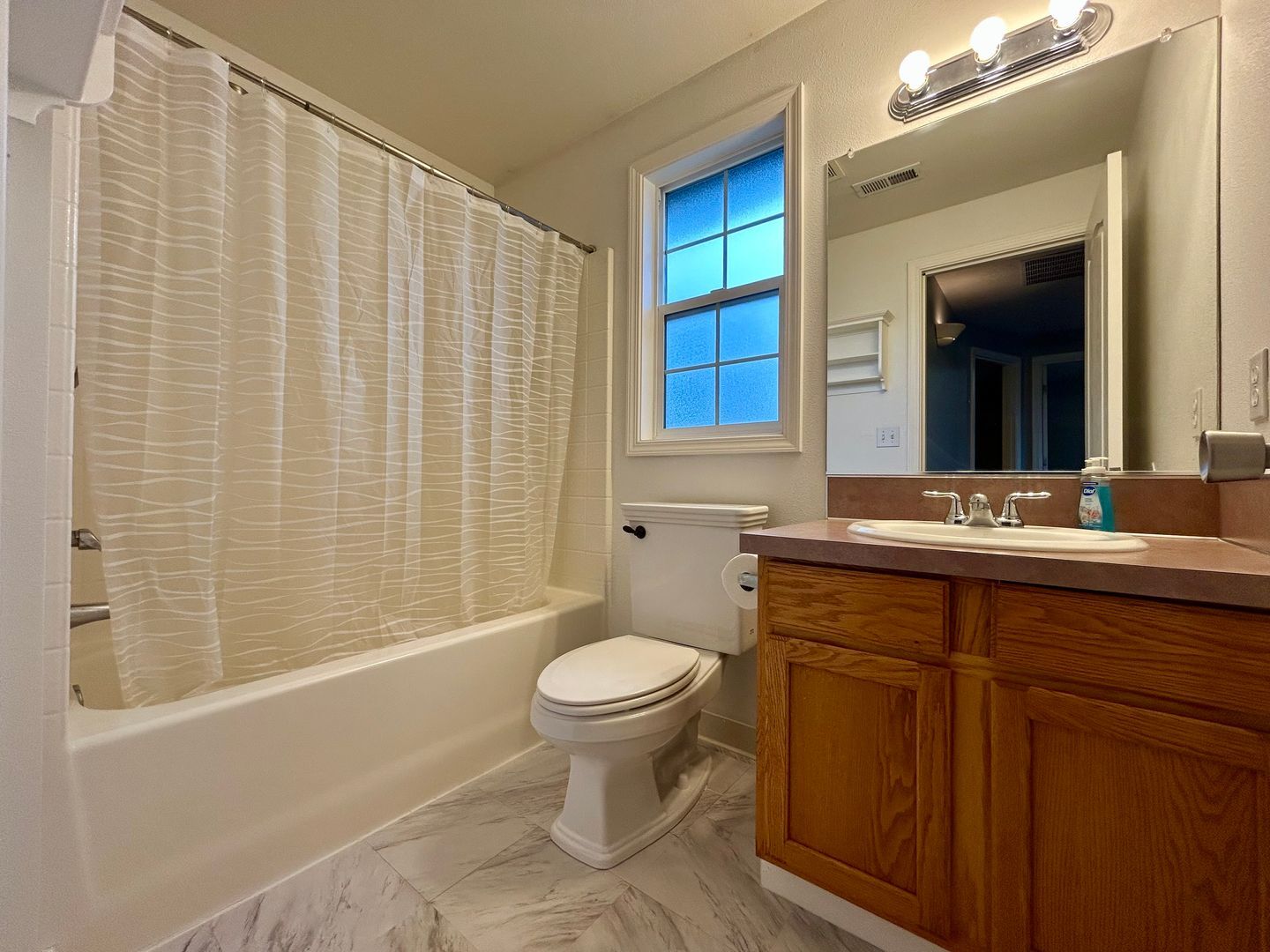 3001 NE 160th Ct - Vancouver - Washington - 3 bed, 2.5 bath rental property