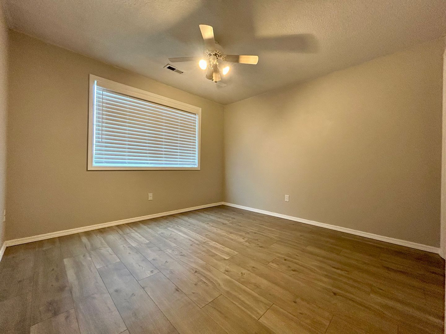 3001 NE 160th Ct - Vancouver - Washington - 3 bed, 2.5 bath rental property