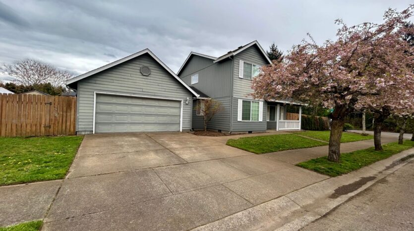 3001 NE 160th Ct - Vancouver - Washington - 3 bed, 2.5 bath rental property