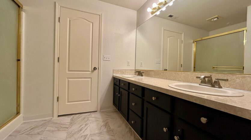 3001 NE 160th Ct - Vancouver - Washington - 3 bed, 2.5 bath rental property