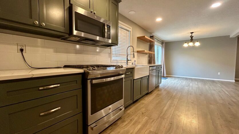 3001 NE 160th Ct - Vancouver - Washington - 3 bed, 2.5 bath rental property