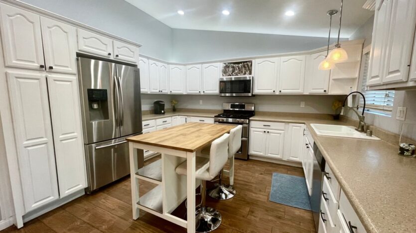 30306 Avenida Maravilla - Cathedral City - California - 3 bed, 2 bath rental property
