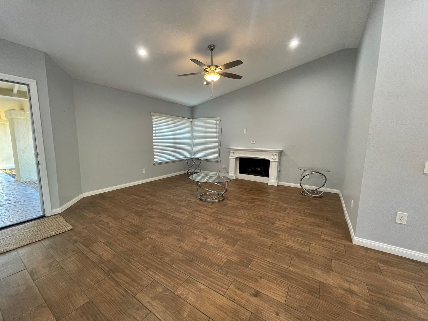 30306 Avenida Maravilla - Cathedral City - California - 3 bed, 2 bath rental property