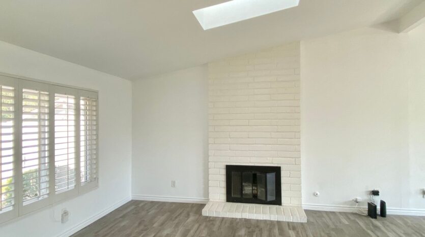 30702 Passageway Pl - Agoura Hills - California - 4 bed, 2 bath rental property