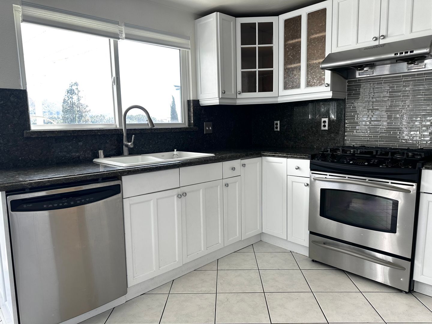 30702 Passageway Pl - Agoura Hills - California - 4 bed, 2 bath rental property