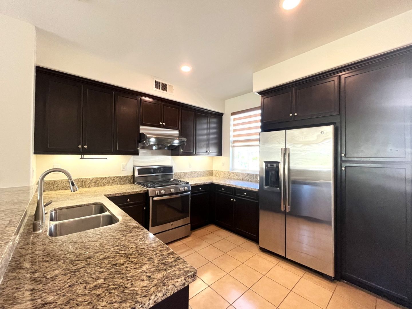 3105 Marigold Circle - Diamond Bar - California - 2 bed, 2.5 bath rental property