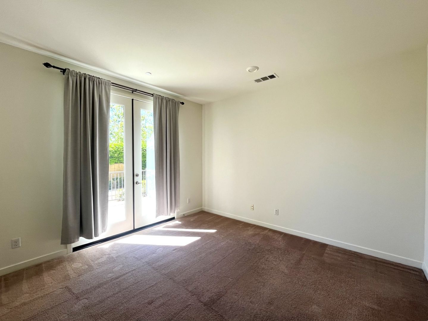 3105 Marigold Circle - Diamond Bar - California - 2 bed, 2.5 bath rental property