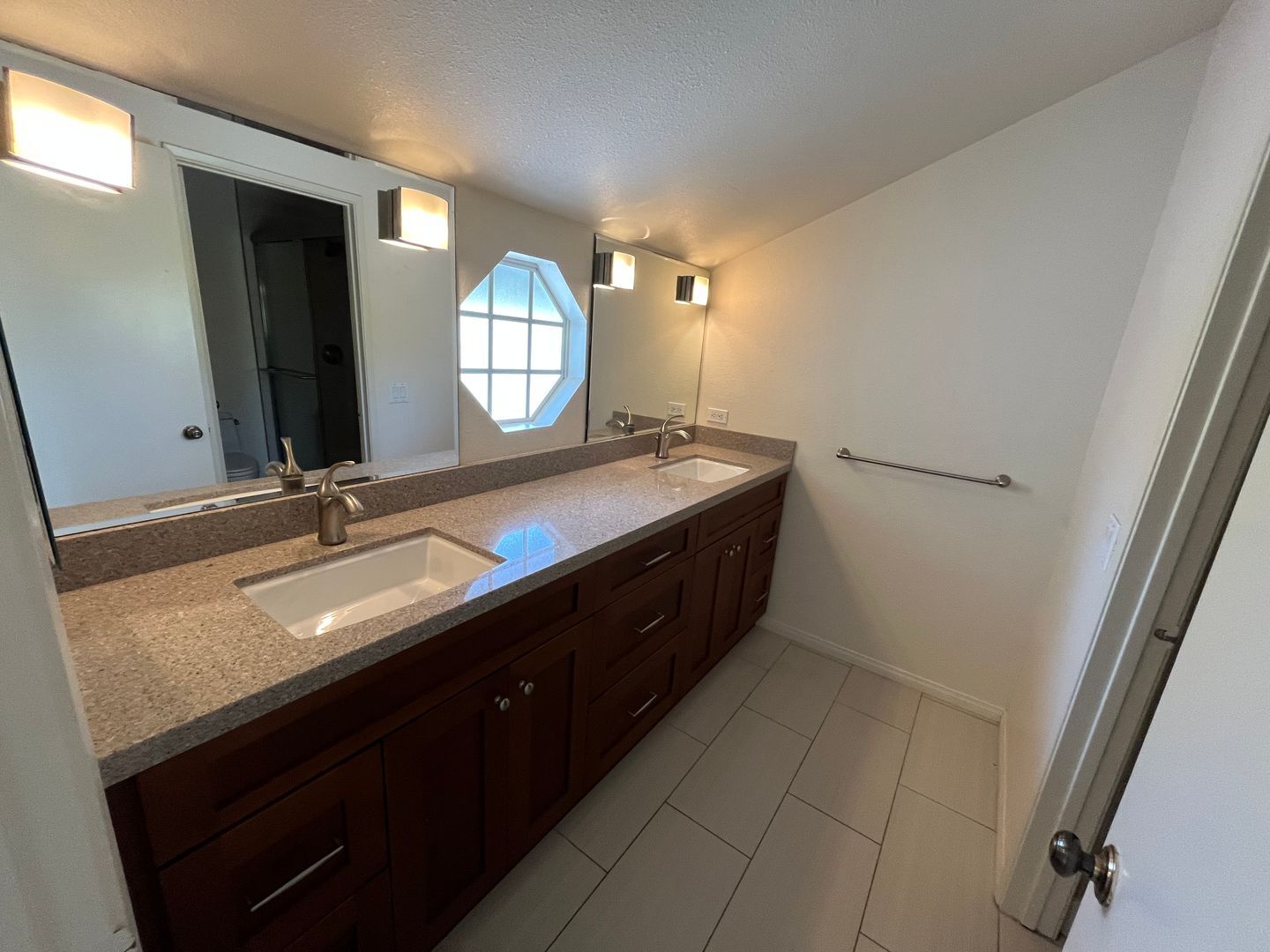 3108 Old Bridgeport Way - San Diego - California - 3 bed, 2.5 bath rental property