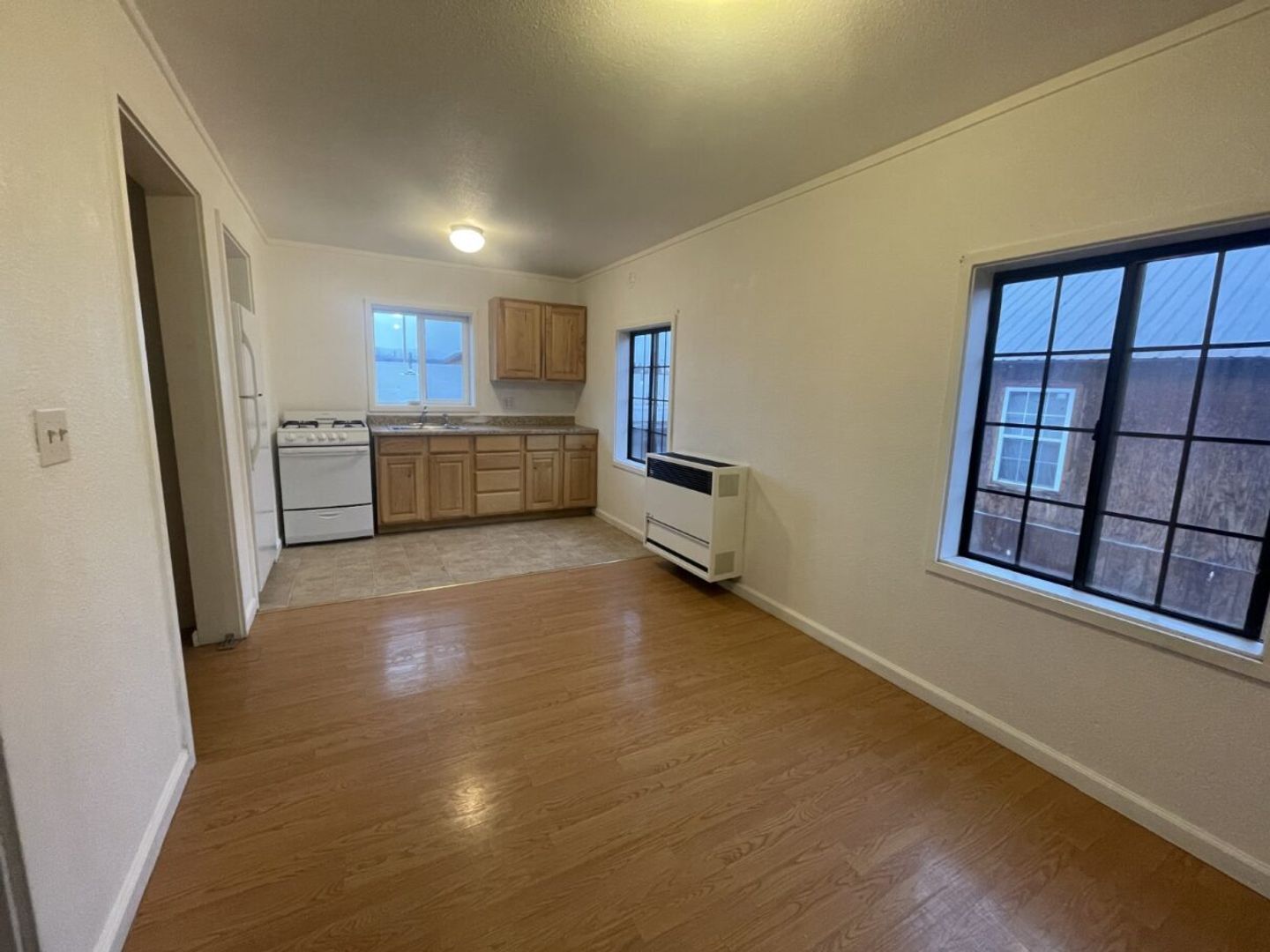 320 Birch St - #3 - Westwood - California - 1 bed, 1 bath rental property