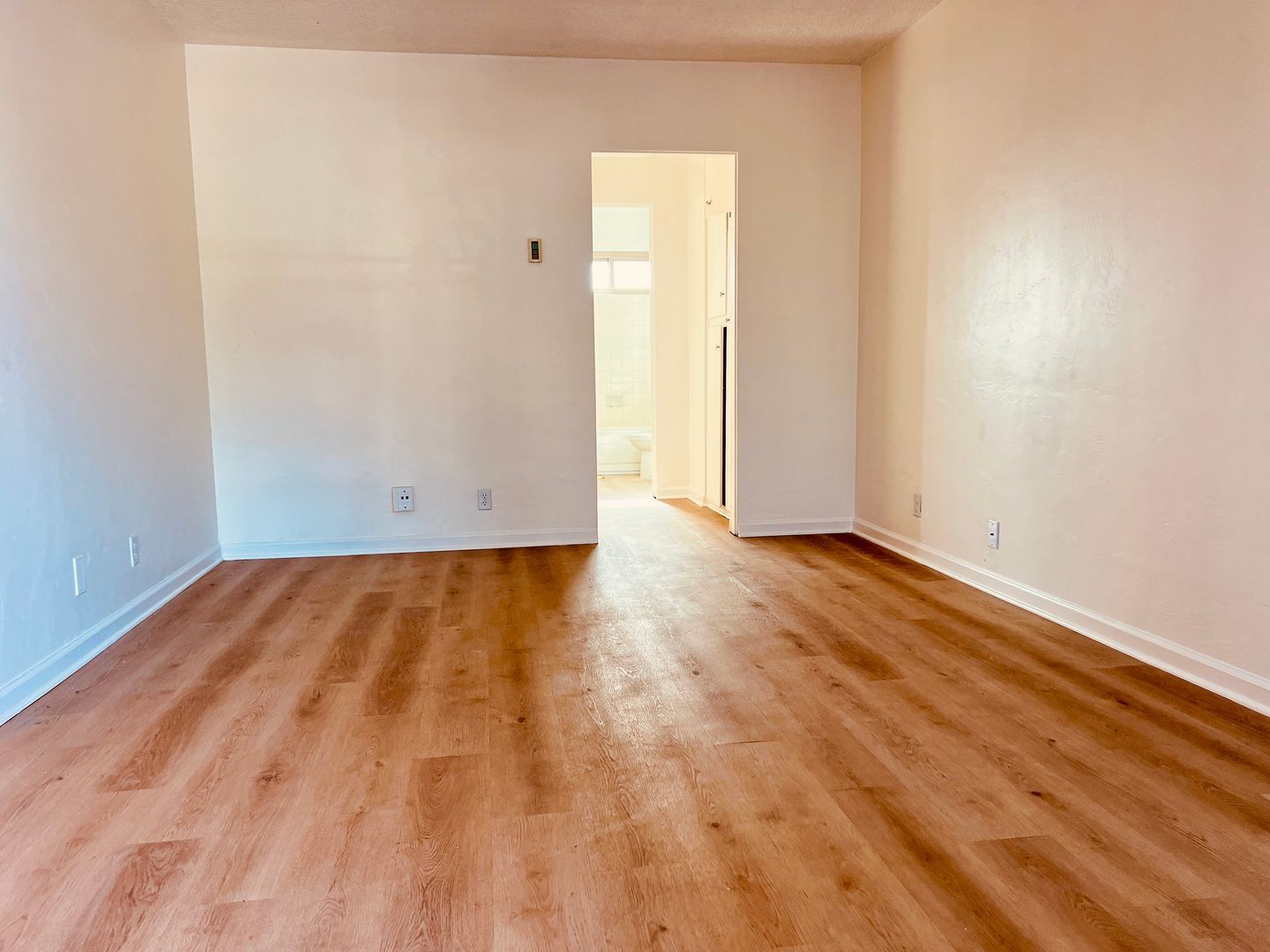 3337 Herman Ave Unit 8 - San Diego - California - 1 bed, 1 bath rental property