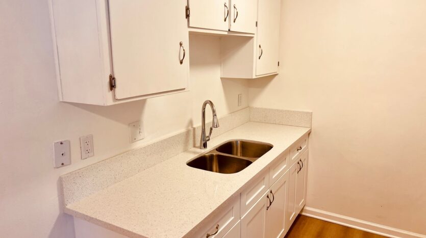 3337 Herman Ave Unit 8 - San Diego - California - 1 bed, 1 bath rental property