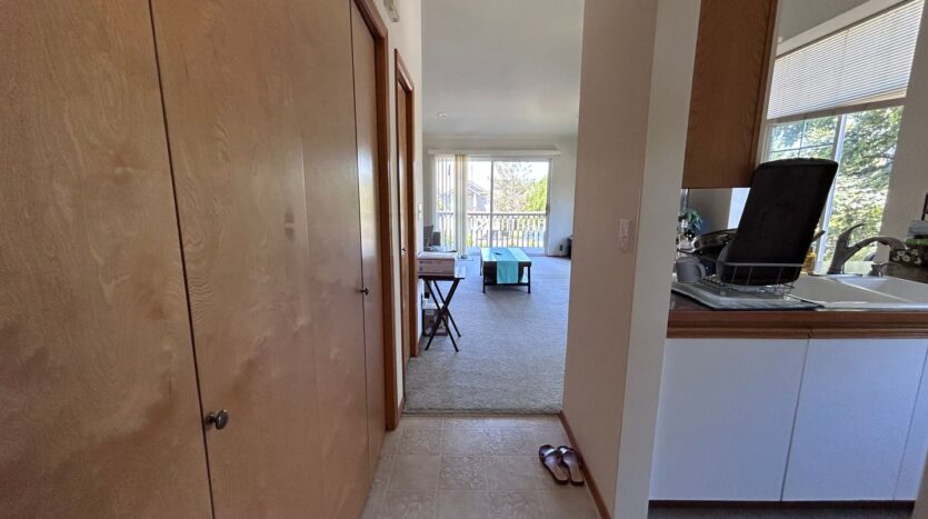 3340 Southbend Pl  - Bellingham - Washington - 2 bed, 1 bath rental property