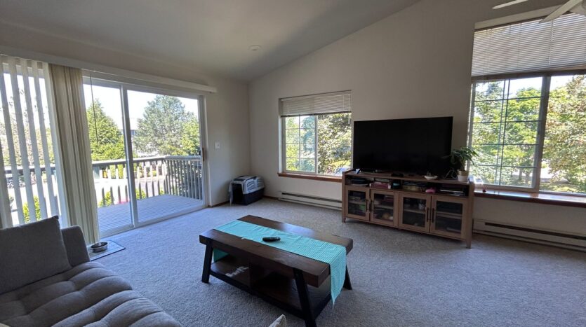 3340 Southbend Pl  - Bellingham - Washington - 2 bed, 1 bath rental property
