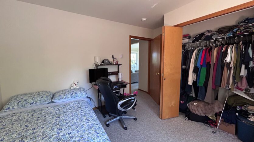 3340 Southbend Pl  - Bellingham - Washington - 2 bed, 1 bath rental property