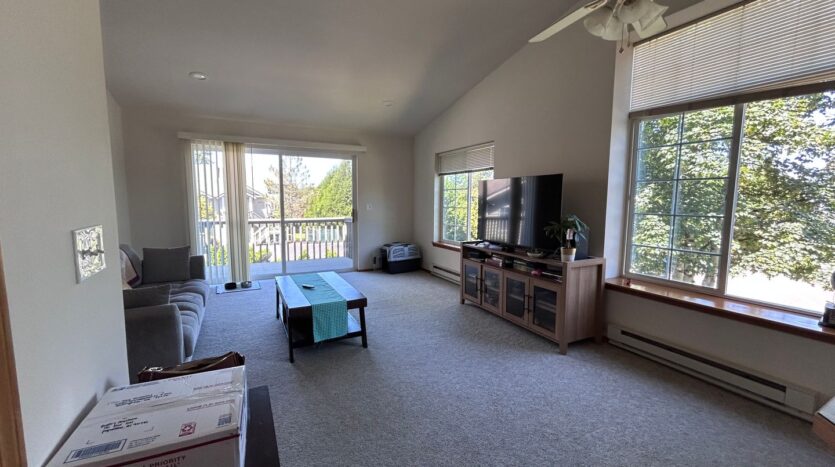 3340 Southbend Pl  - Bellingham - Washington - 2 bed, 1 bath rental property