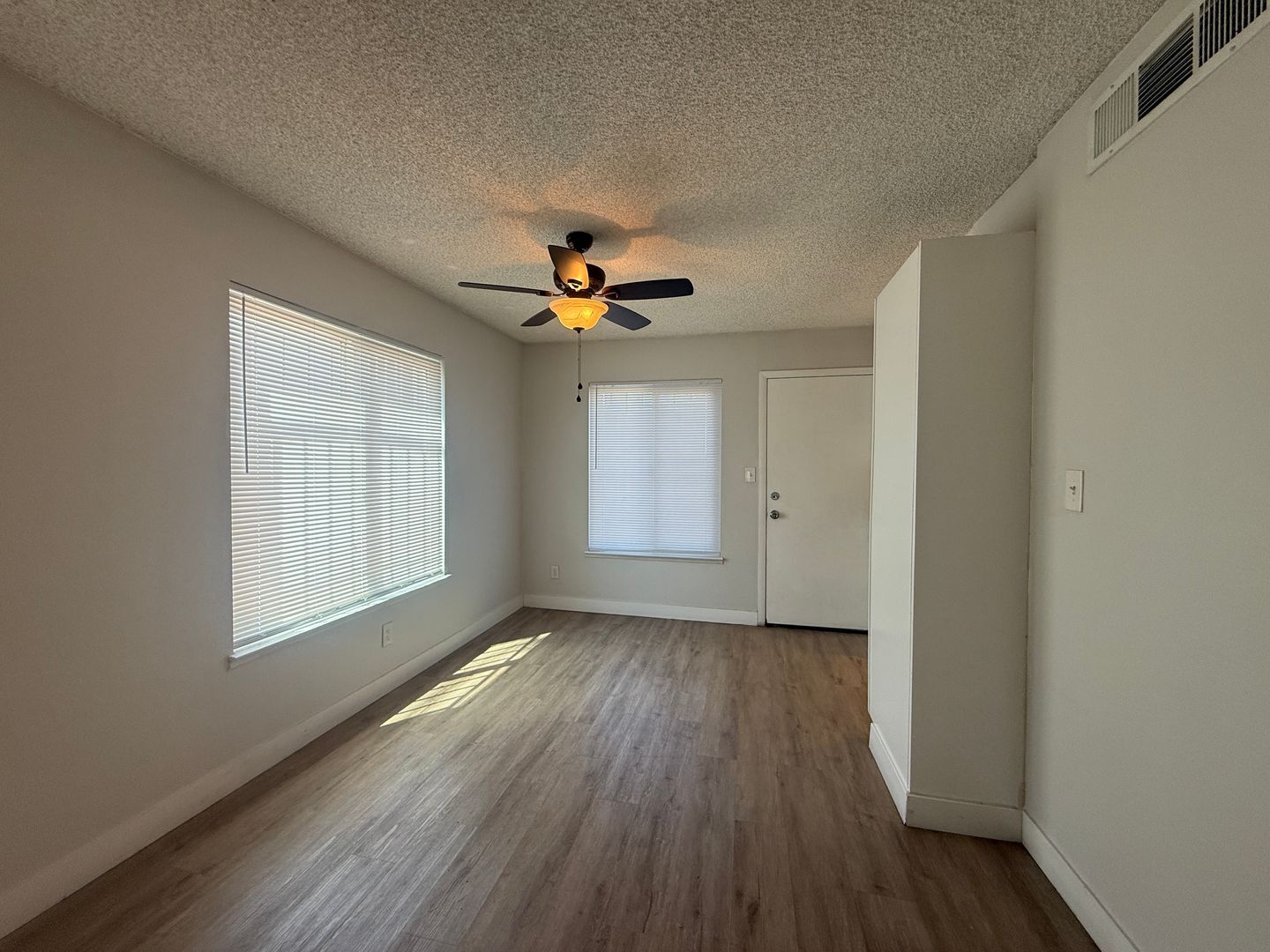 3361 Civic Center Dr - LV T 3361 #H - North Las Vegas - Nevada - 2 bed, 1.5 bath rental property