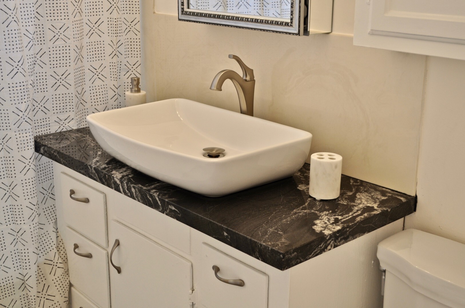 3407 Union Street - San Diego - California - 2 bed, 1 bath rental property