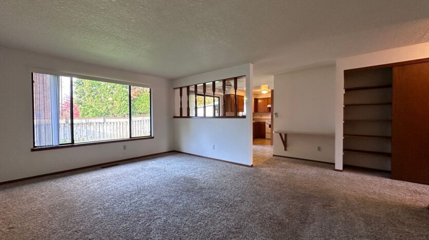 3417 SE 11th St. - Gresham - Oregon - 2 bed, 1 bath rental property