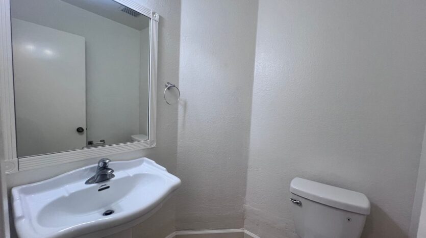 34299 Maybird Cir - Fremont - California - 4 bed, 2 bath rental property