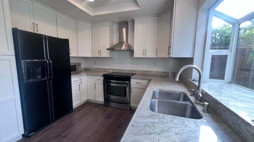 34299 Maybird Cir - Fremont - California - 4 bed, 2 bath rental property