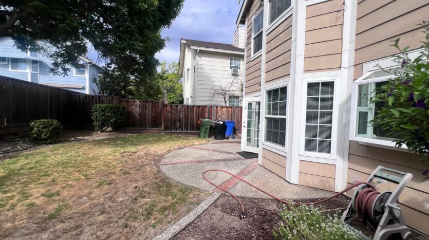 34299 Maybird Cir - Fremont - California - 4 bed, 2 bath rental property