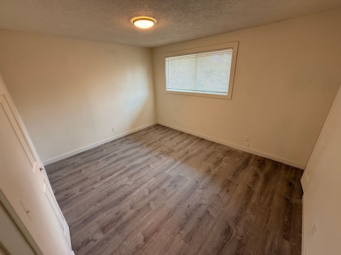 360 SE Railroad St -6 - Bend - Oregon - 2 bed, 1 bath rental property