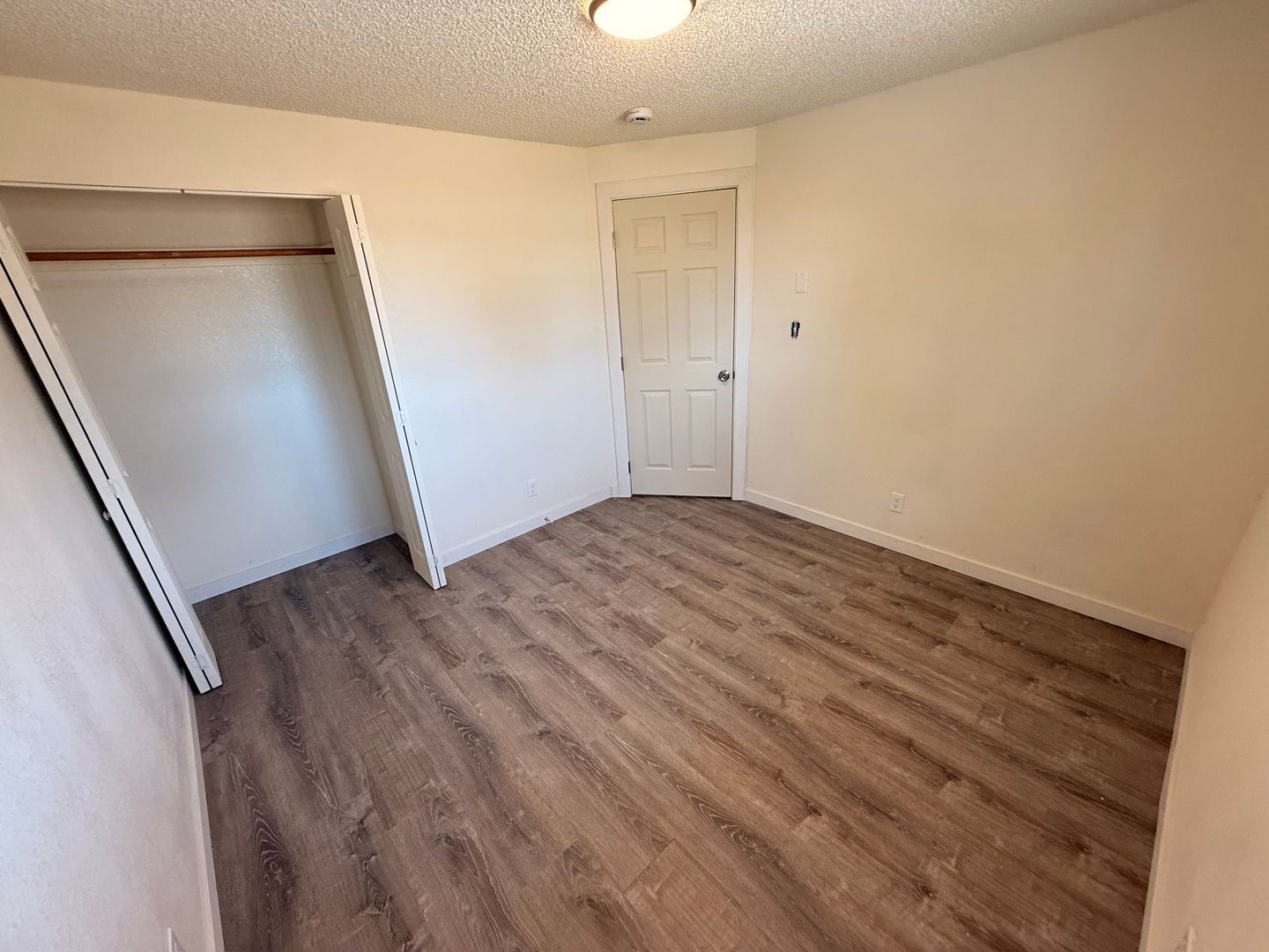 360 SE Railroad St -6 - Bend - Oregon - 2 bed, 1 bath rental property