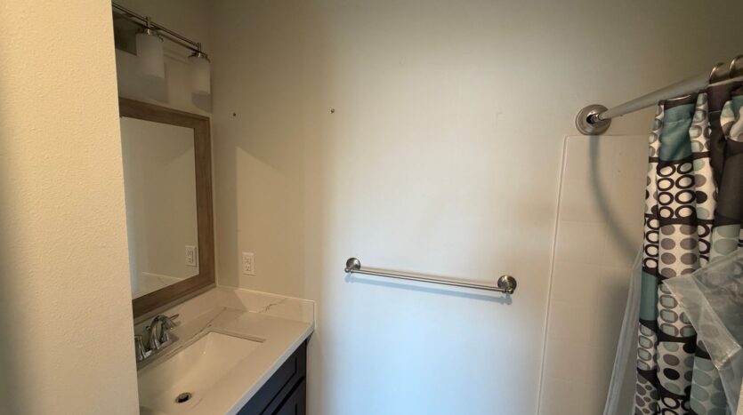 3637 S Ainsworth Ave - Tacoma - Washington - 2 bed, 2 bath rental property