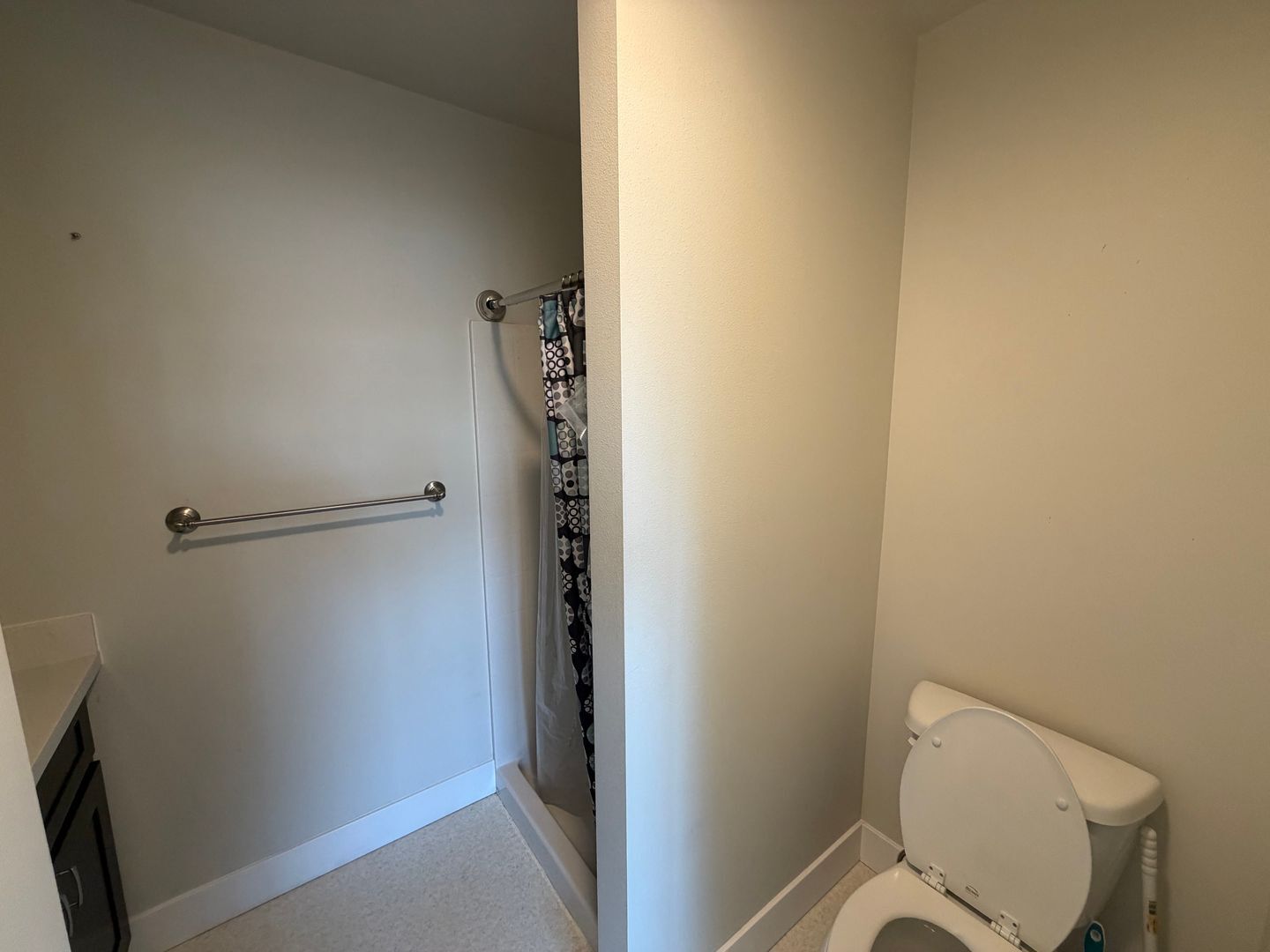 3637 S Ainsworth Ave - Tacoma - Washington - 2 bed, 2 bath rental property