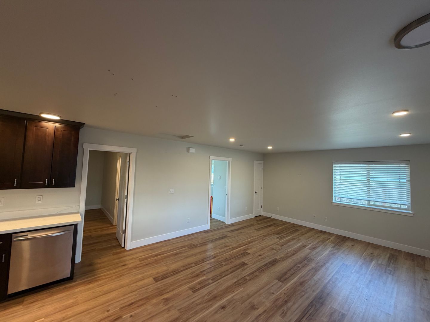3637 S Ainsworth Ave - Tacoma - Washington - 2 bed, 2 bath rental property