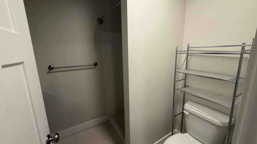 3637 S Ainsworth Ave - Tacoma - Washington - 2 bed, 2 bath rental property