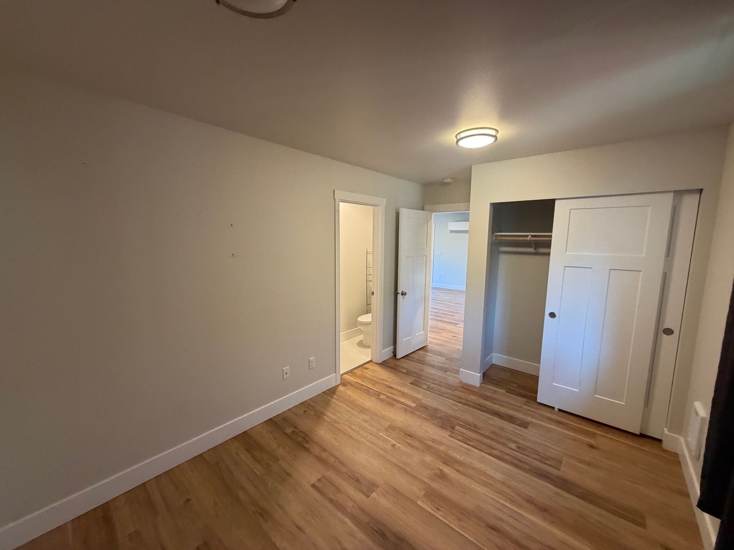 3637 S Ainsworth Ave - Tacoma - Washington - 2 bed, 2 bath rental property
