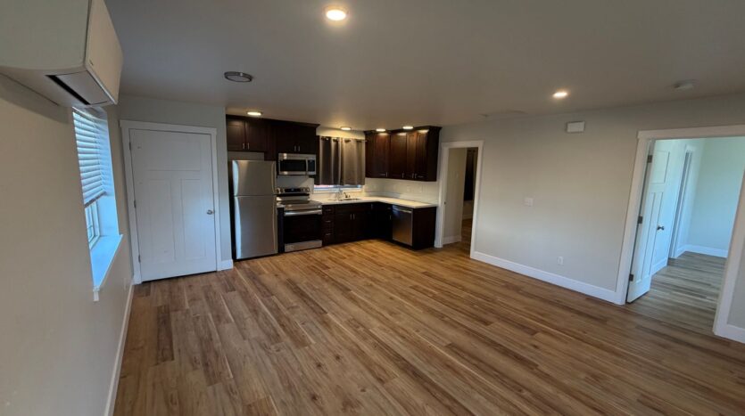 3637 S Ainsworth Ave - Tacoma - Washington - 2 bed, 2 bath rental property