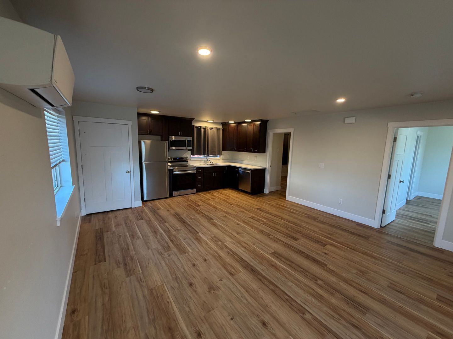 3637 S Ainsworth Ave - Tacoma - Washington - 2 bed, 2 bath rental property