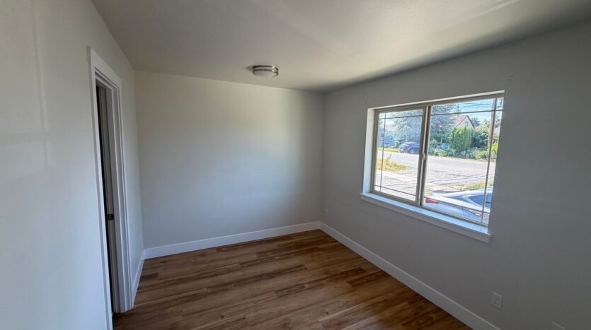 3637 S Ainsworth Ave - Tacoma - Washington - 2 bed, 2 bath rental property