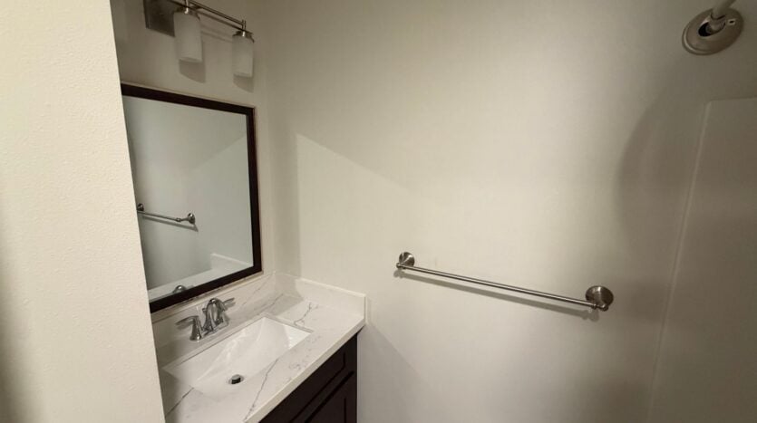 3637 S Ainsworth Ave - Tacoma - Washington - 2 bed, 2 bath rental property