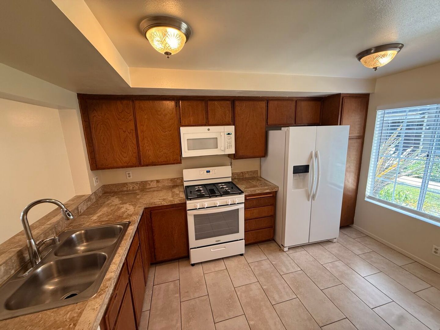 3651 Caminito Carmel Landing - San Diego - California - 3 bed, 2.5 bath rental property