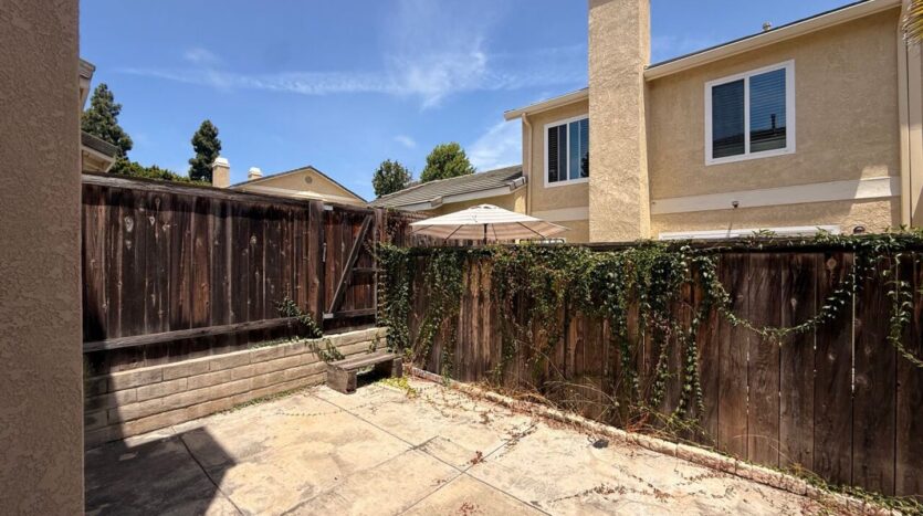 3651 Caminito Carmel Landing - San Diego - California - 3 bed, 2.5 bath rental property