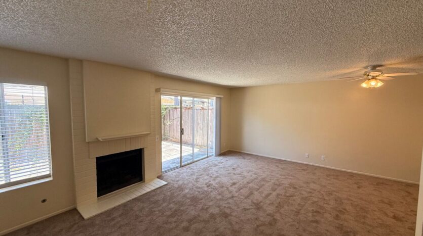 3651 Caminito Carmel Landing - San Diego - California - 3 bed, 2.5 bath rental property