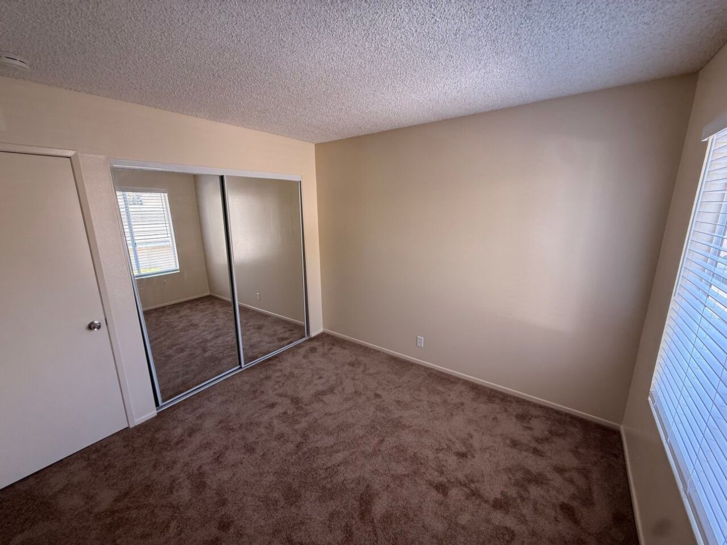 3651 Caminito Carmel Landing - San Diego - California - 3 bed, 2.5 bath rental property