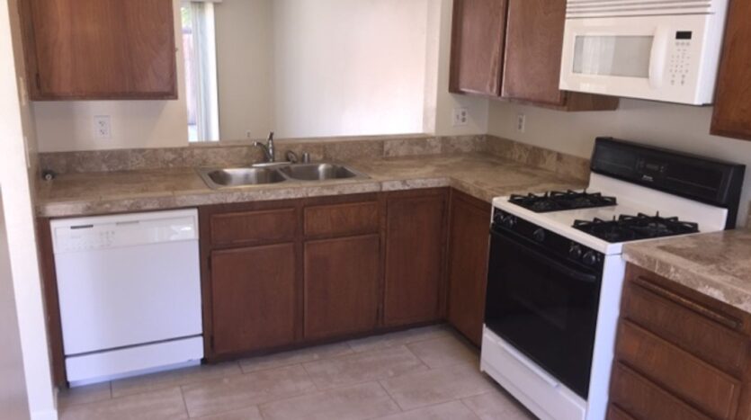 3651 Caminito Carmel Landing - San Diego - California - 3 bed, 2.5 bath rental property