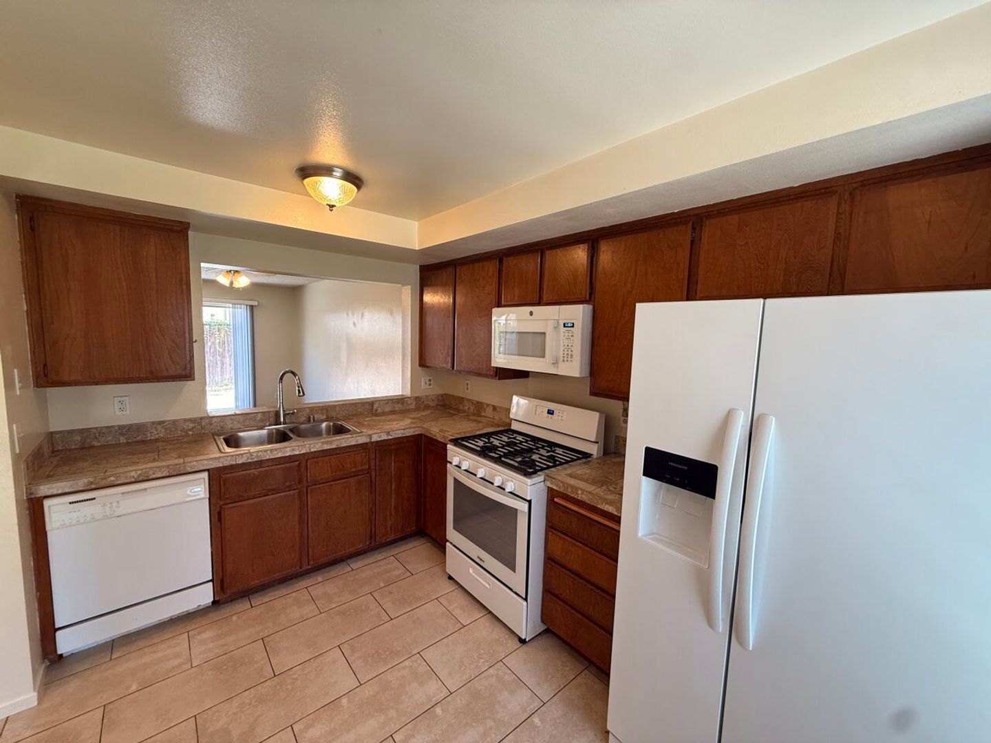 3651 Caminito Carmel Landing - San Diego - California - 3 bed, 2.5 bath rental property