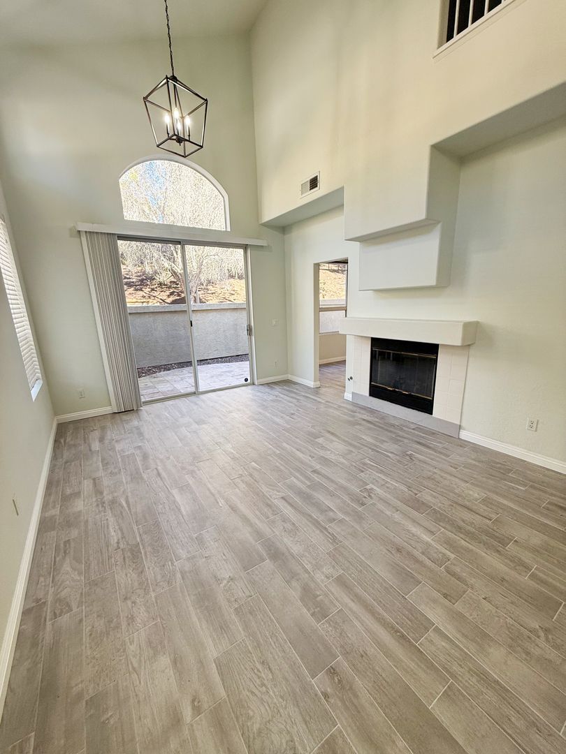 3674 Ruette De Ville - San Diego - California - 3 bed, 2.5 bath rental property