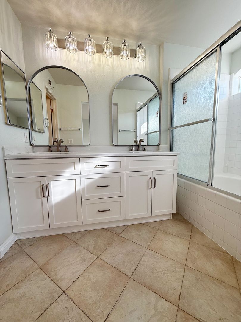 3674 Ruette De Ville - San Diego - California - 3 bed, 2.5 bath rental property