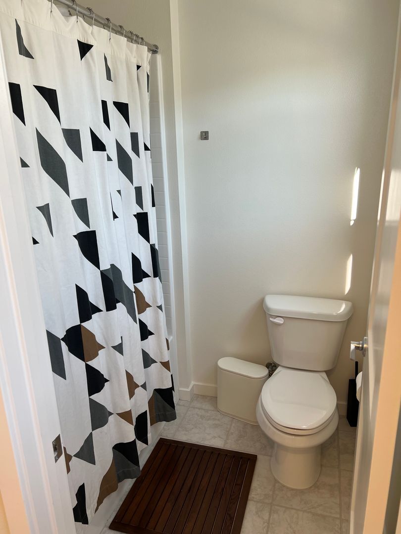 3720 S. Allston Paseo Unit 12 - Ontario - California - 3 bed, 2.5 bath rental property