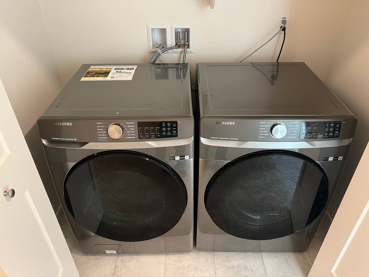 3720 S. Allston Paseo Unit 12 - Ontario - California - 3 bed, 2.5 bath rental property