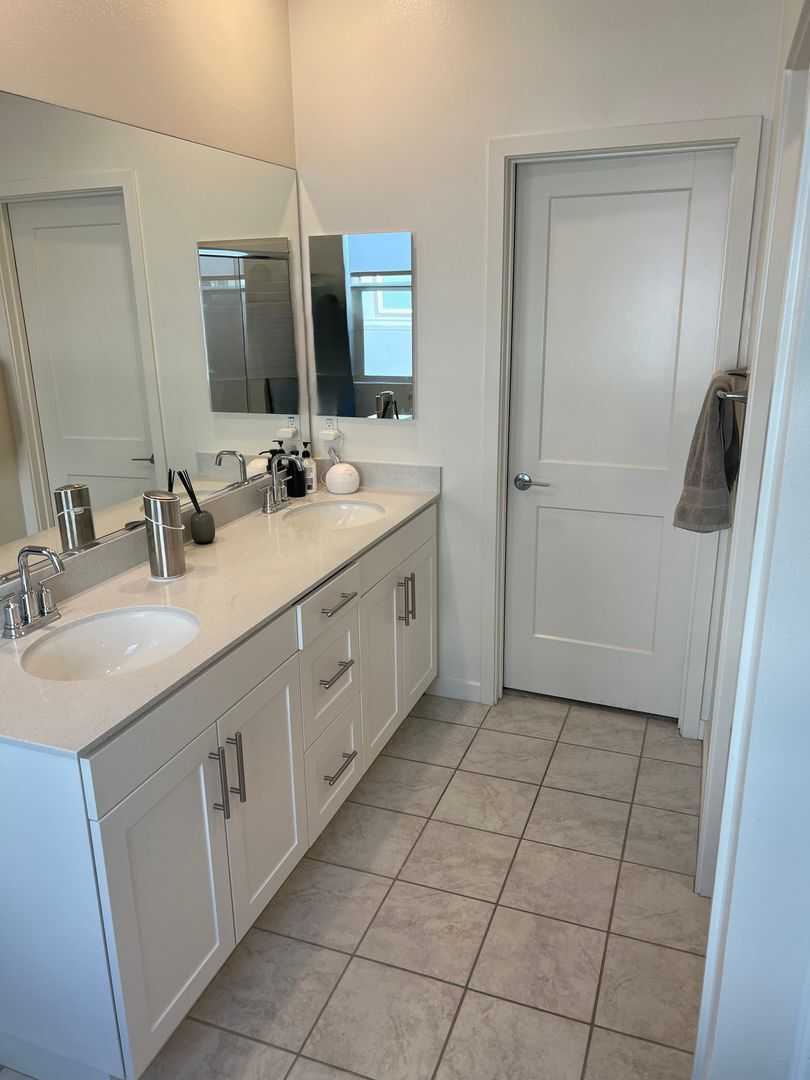 3720 S. Allston Paseo Unit 12 - Ontario - California - 3 bed, 2.5 bath rental property
