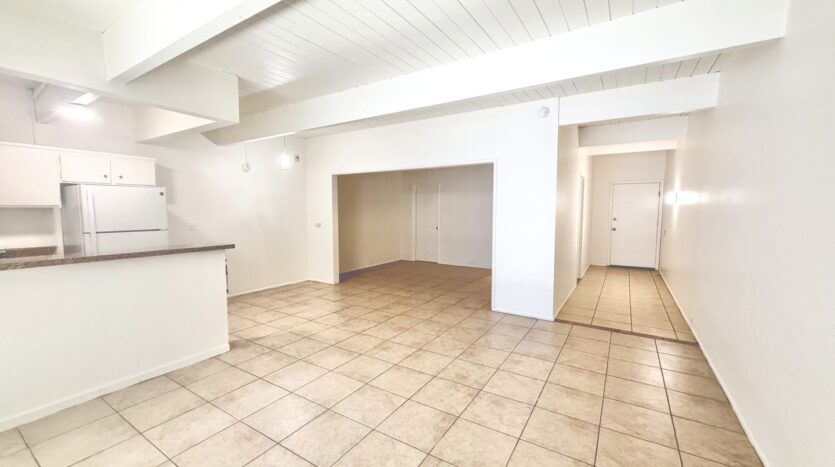 3737 East Calle De Carlos - Unit 4  - Palm Springs - California - 1 bath rental property