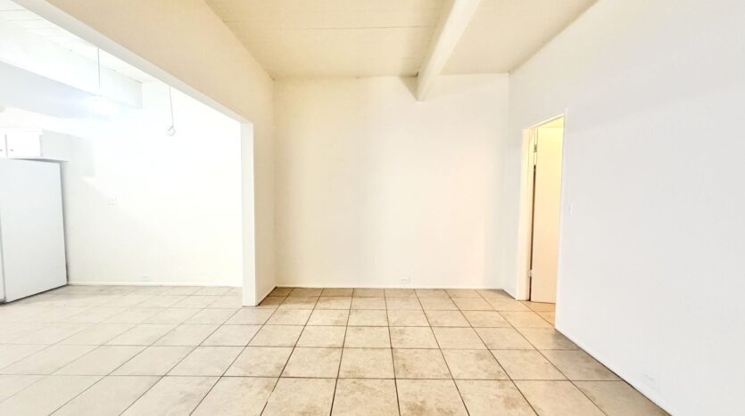 3737 East Calle De Carlos - Unit 4  - Palm Springs - California - 1 bath rental property