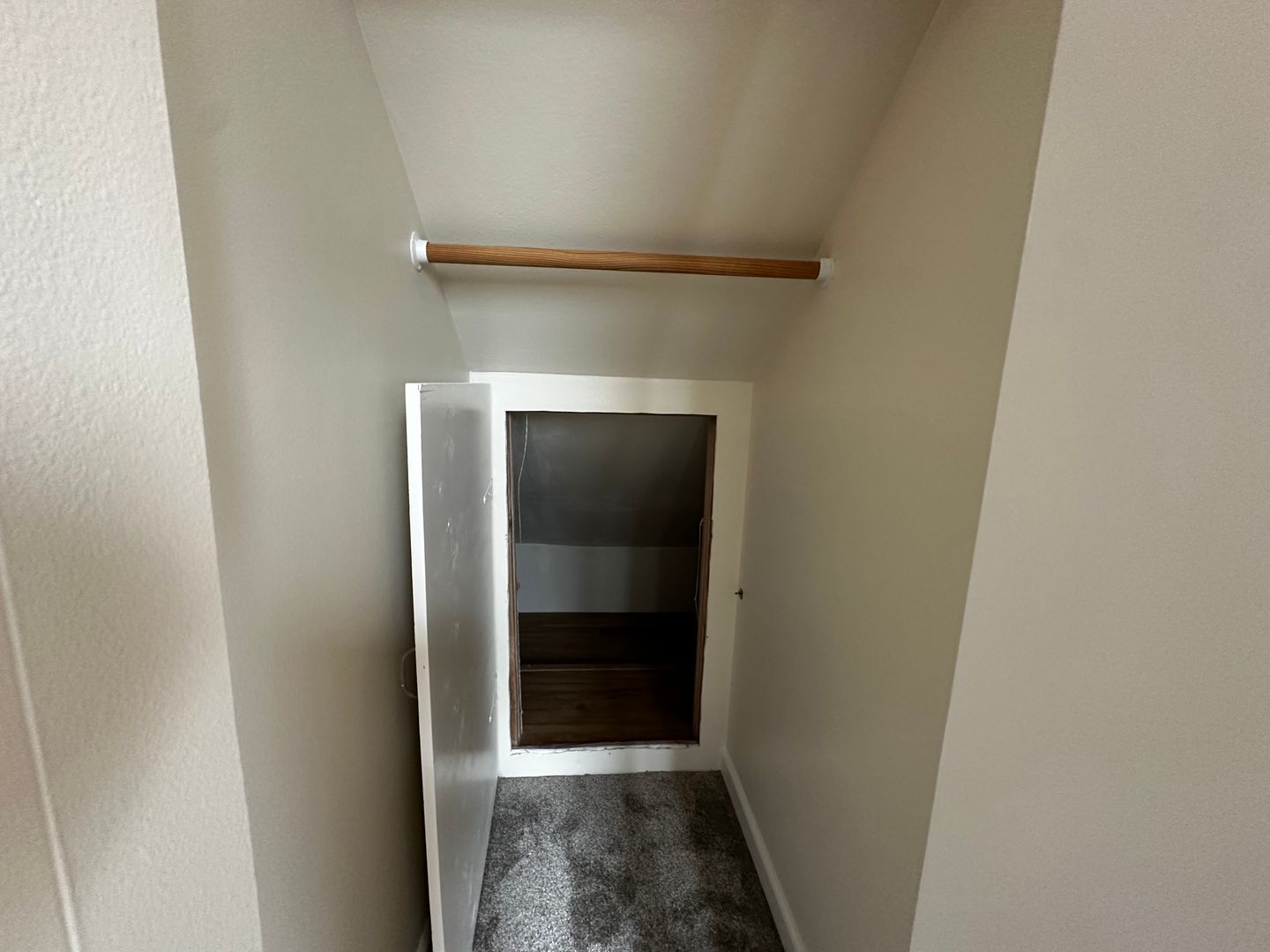 3827 Wetmore Ave - Everett - Washington - 1 bed, 1 bath rental property